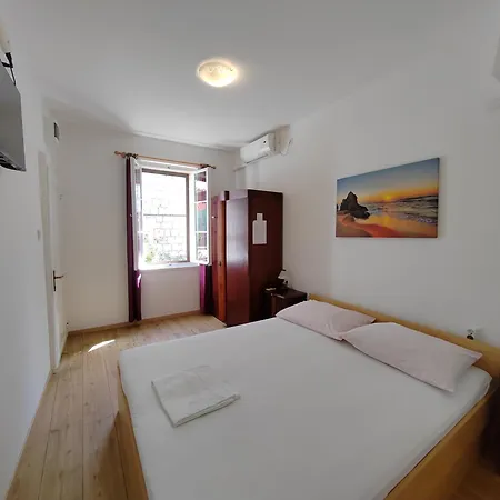 Apartment Lena